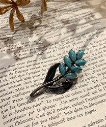 ヴェジェタルモチーフブローチ | axes femme online shop