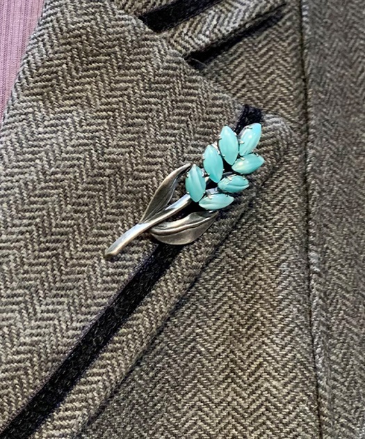 ヴェジェタルモチーフブローチ