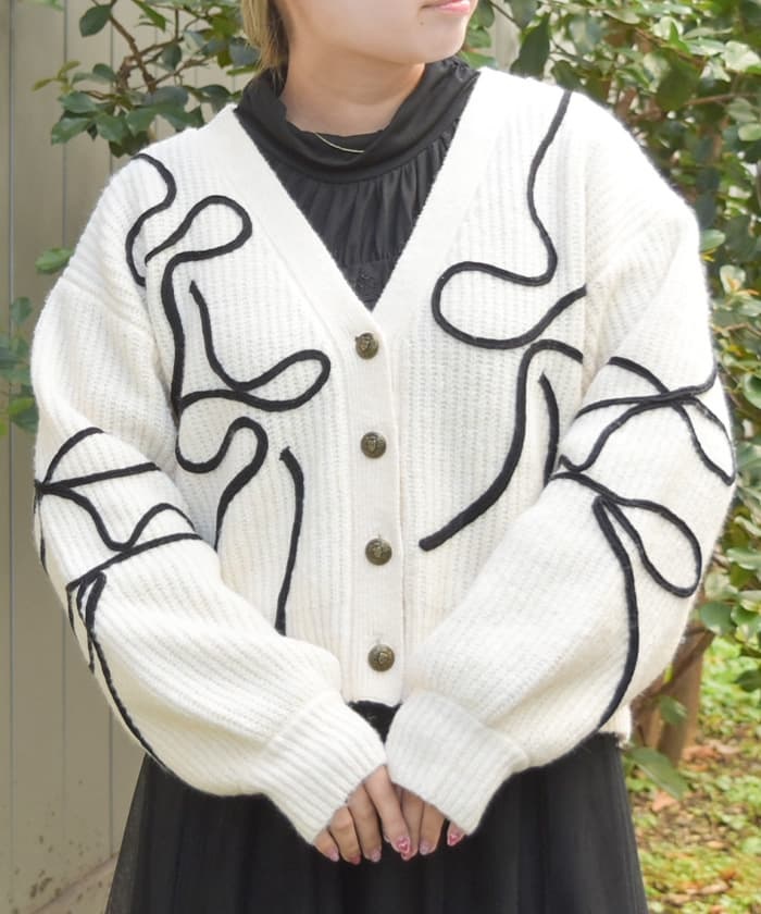 リボンテープ風刺繍ニットカーディガン | レディース服 リボンテープ風刺繍ニットカーディガン | レディース服