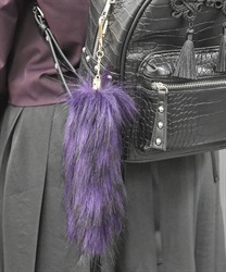 フェイクファーしっぽチャーム【2点10%OFF対象商品】(パープル-F)
