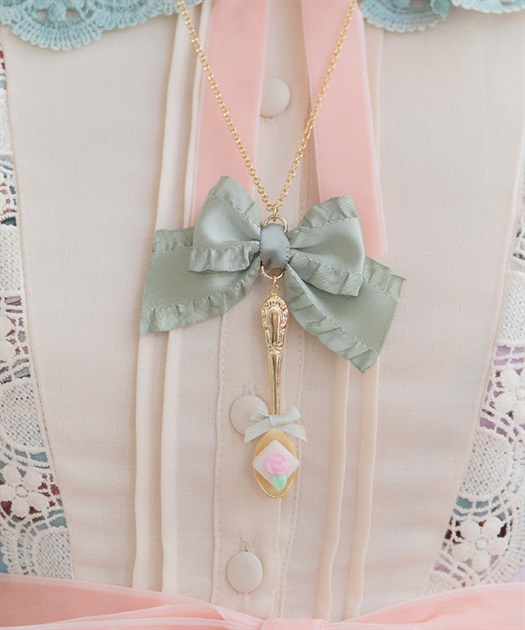 スイートピー❀プリンセスネックレスの通販 by ハンドメイド
