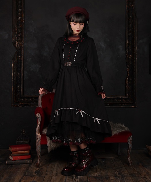 薔薇×蝙蝠レースペチスカート【WEB先行販売】