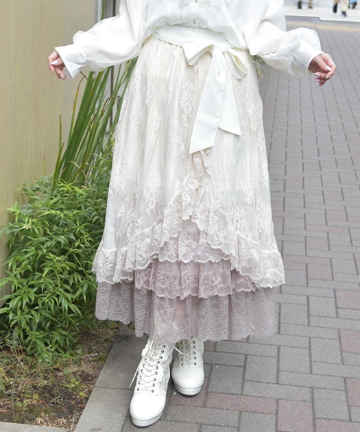 苺刺繍ハーフエプロン | kawaii | axes femme online shop