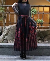 彼岸花柄プリーツジャンスカ【予約】(黒-F)