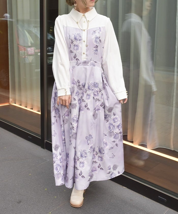 チェーン付アートローズ柄ワンピース【ランク別お値下げ対象商品