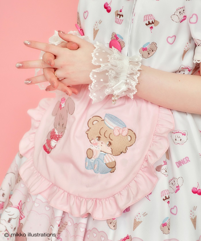 mikkoコラボ刺繍エプロン【受注生産】 | kawaii | axes mikkoコラボ刺繍エプロン【受注生産】 | kawaii | axes