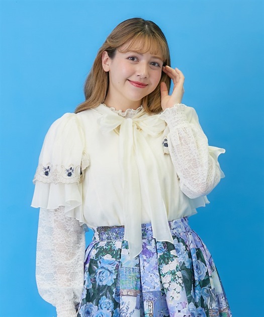 レース風刺繍入フリルブラウス【期間限定価格】 | outlet | axes レース風刺繍入フリルブラウス【期間限定価格】 | outlet | axes