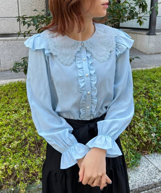 フラワー刺繍襟ブラウス | outlet | axes femme online shop