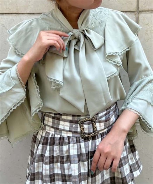タイ付姫袖風フリルブラウス | outlet | axes femme online shop タイ付姫袖風フリルブラウス | outlet | axes femme online shop