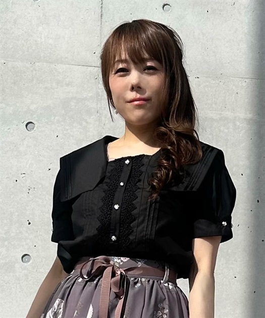 マリン風セーラーカラーブラウス | 衣料 | axes femme online shop マリン風セーラーカラーブラウス | 衣料 | axes femme online shop