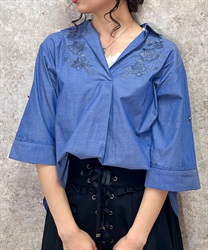 花刺繍入スキッパーシャツ(ブルー-F)