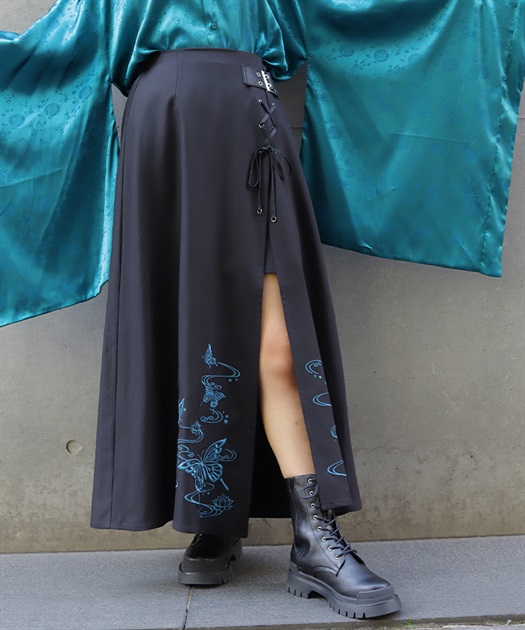 蝶刺繍アシメスカート | REZEN | axes femme online shop