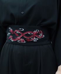 蛇×蓮刺繍帯ベルト(真紅-F)