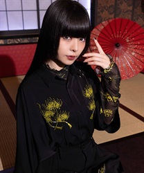 彼岸花刺繍半袖シャツ(金糸雀色-M)