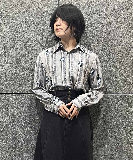 アールデコローズＰＴシャツ