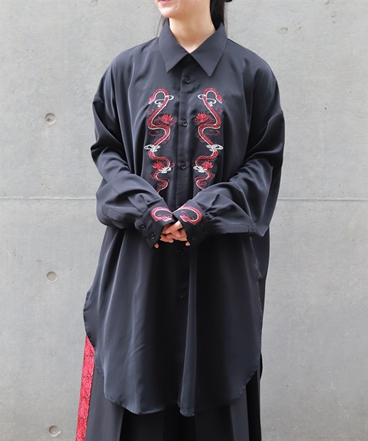 蛇×蓮刺繍ロングシャツ