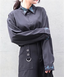 蝶刺繍シャツ(孔雀青-M)