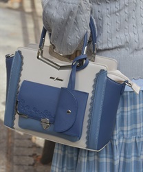 エンボスフラップ配色バッグ(紺-F)