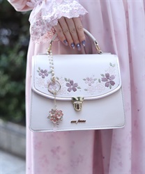 桜刺繍配色デザインボストン(生成り-F)