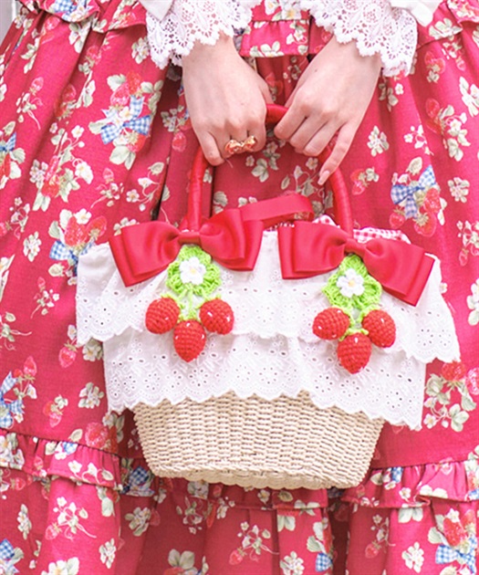 いちごあみぐるみ付カゴバッグ【受注生産】 | kawaii | axes いちごあみぐるみ付カゴバッグ【受注生産】 | kawaii | axes