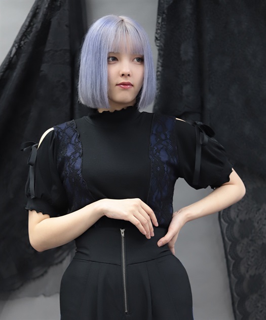 バイカラー肩あきカットプルオーバー【WEB先行販売】