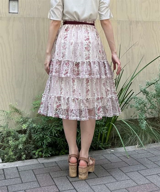 LEST ROSE ストライプ刺繍スカート