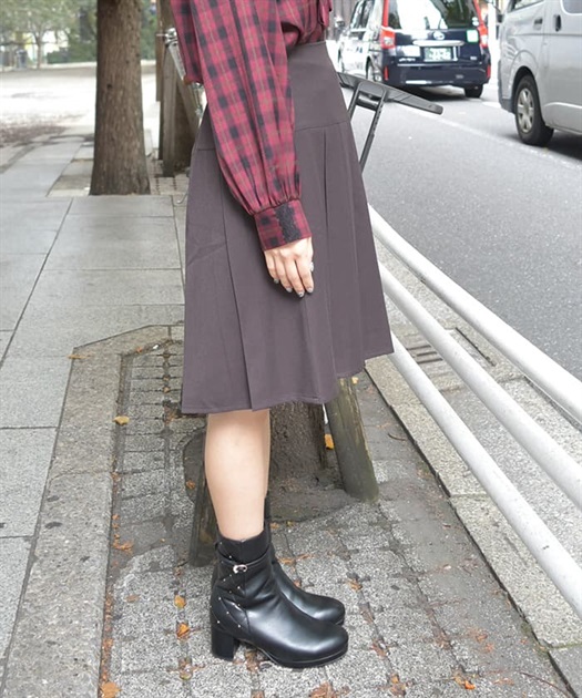 チェーンビット付プリーツスカート | レディース服・レディース チェーンビット付プリーツスカート | レディース服・レディース