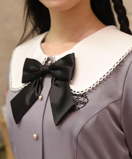 ロゴ刺繍プリーツワンピース【WEB先行販売】 | POETIQUE | axes ロゴ刺繍プリーツワンピース【WEB先行販売】 | POETIQUE | axes