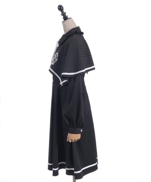 フレーム刺繍ケープワンピース【予約】 | NIBBLE POISON | axes femme