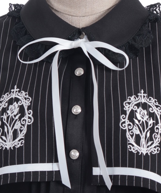 フレーム刺繍ケープワンピース | NIBBLE POISON | axes femme online shop