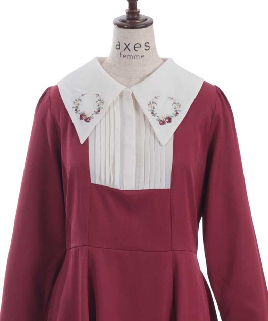 ストロベリー刺繍ワンピース | レディース服・レディース