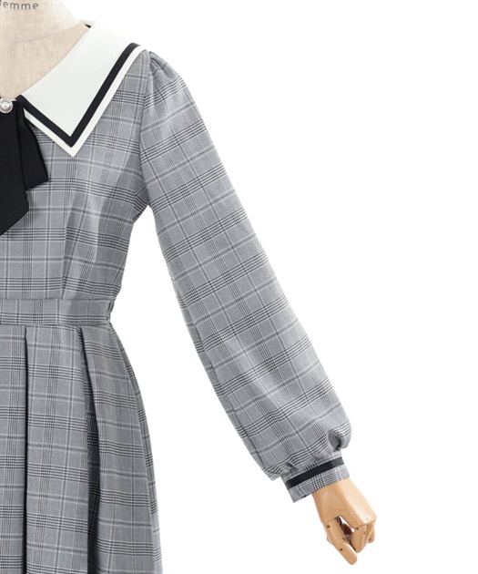 ブローチ付セーラーワンピース | レディース服・レディース ブローチ付セーラーワンピース | レディース服・レディース