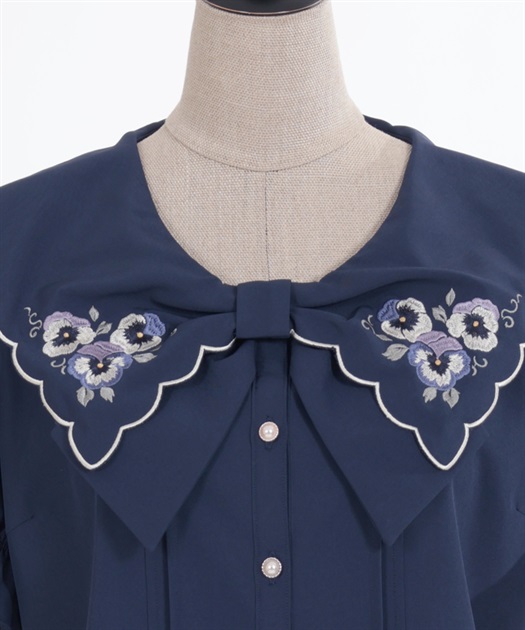パンジー刺繍リボン襟ブラウス | outlet | axes femme online shop パンジー刺繍リボン襟ブラウス | outlet | axes femme online shop