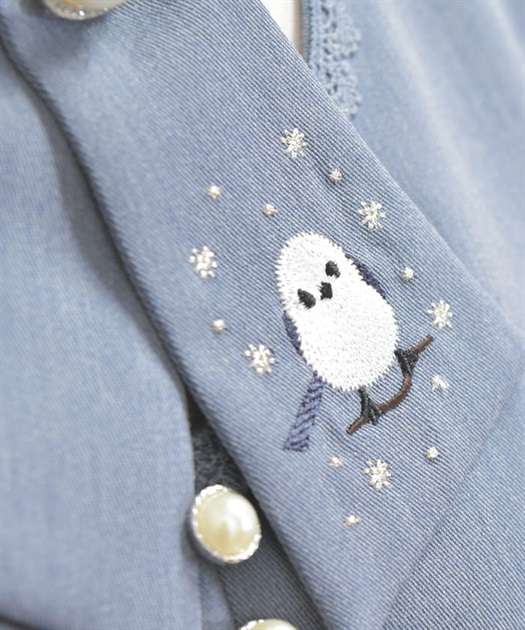 シマエナガ刺繍入タイ付きブラウス | outlet | axes femme シマエナガ刺繍入タイ付きブラウス | outlet | axes femme