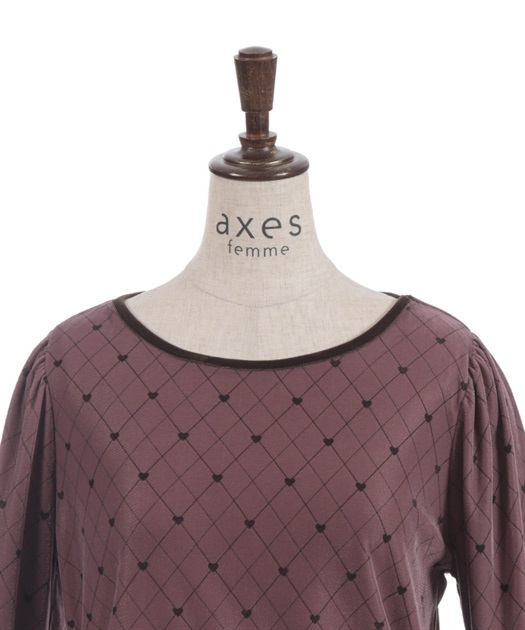 アソート柄ハート釦ベロアプルオーバー【予約】 | axes femme online shop