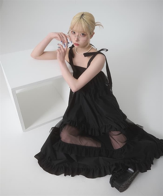 【未使用品】Fickle Bebe フリルティアードワンピース　アクシーズファム フリルリボンティアードワンピース | FICKLE BEBE