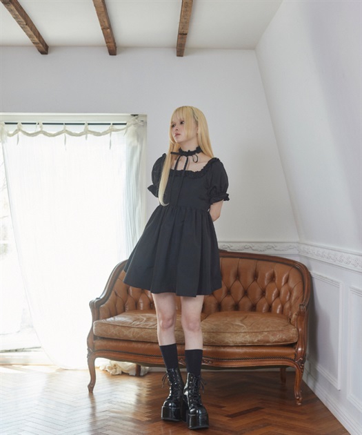 フリルチョーカーワンピース | 衣料 | axes femme online shop フリルチョーカーワンピース | 衣料 | axes femme online shop