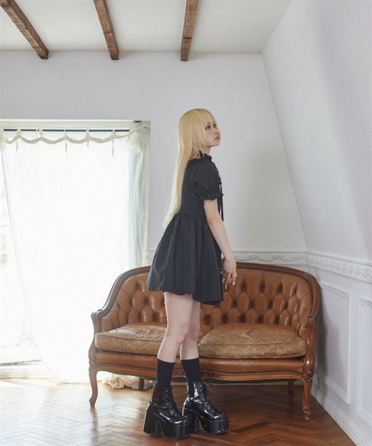 フリルチョーカーワンピース | 衣料 | axes femme online shop フリルチョーカーワンピース | 衣料 | axes femme online shop
