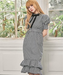 ボウタイフリルワンピース【10%OFF対象商品】 | FICKLE BEBE ボウタイフリルワンピース【10%OFF対象商品】 | FICKLE BEBE