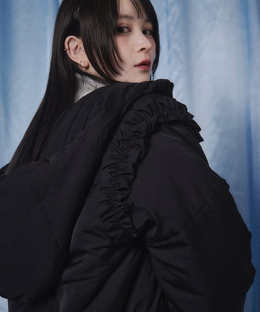 ボリュームフリルショートジャケット | レディース服 ボリュームフリルショートジャケット | レディース服