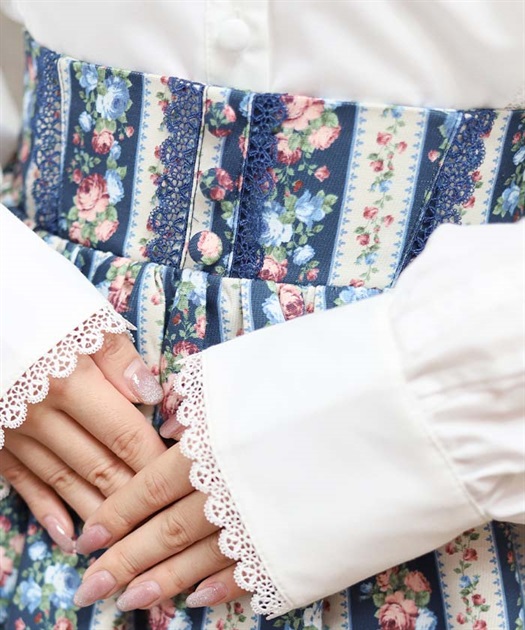 ストライプローズ柄スカート | kawaii | axes femme online shop ストライプローズ柄スカート | kawaii | axes femme online shop