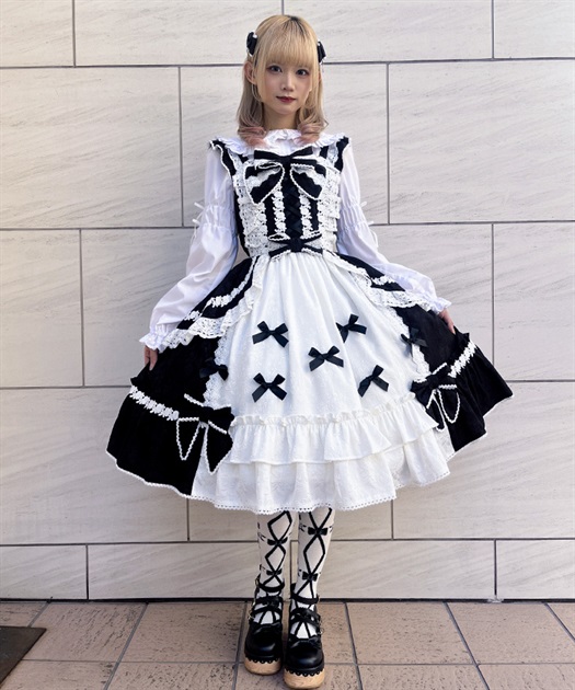 シャルミエール　フリルジャンパースカート　ピンク シャルミエール フリルジャンパースカート ピンク - メルカリ