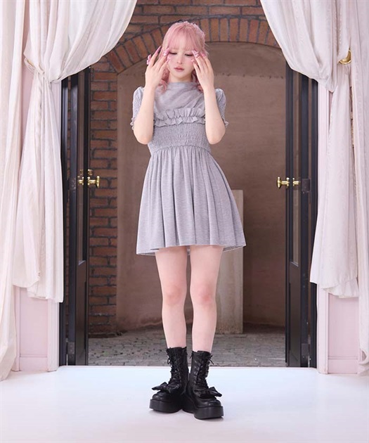 フリルシャーリングワンピース【期間限定価格】 | レディース服 フリルシャーリングワンピース【期間限定価格】 | レディース服