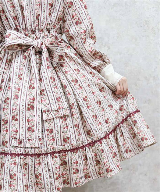 ストライプローズ柄ワンピース | kawaii | axes femme online shop