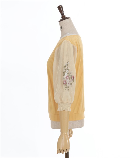 ドットチュール×花刺繍袖プルオーバー | レディース服 ドットチュール×花刺繍袖プルオーバー | レディース服
