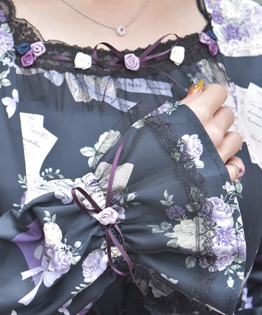 ローズ・アンヴィタシオンワンピース | レディース服