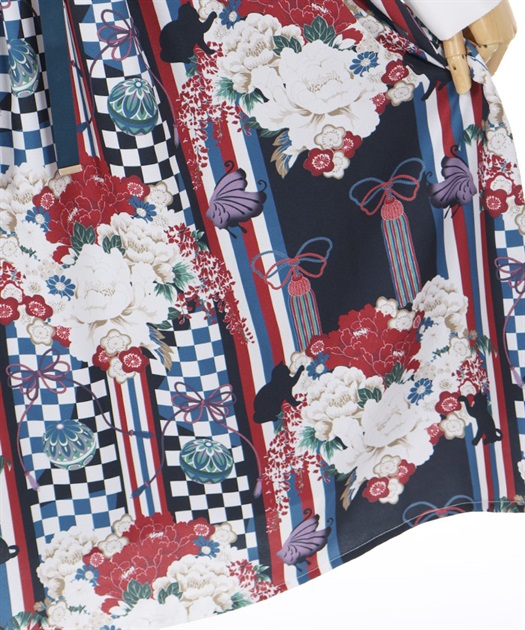 菊柄ワンピース | 衣料 | axes femme online shop