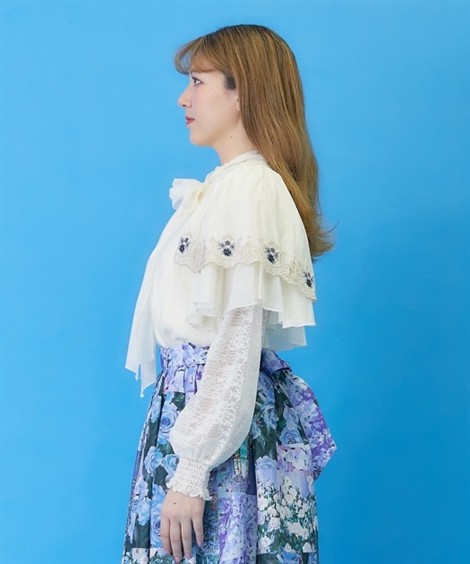 レース風刺繍入フリルブラウス【期間限定価格】 | outlet | axes レース風刺繍入フリルブラウス【期間限定価格】 | outlet | axes