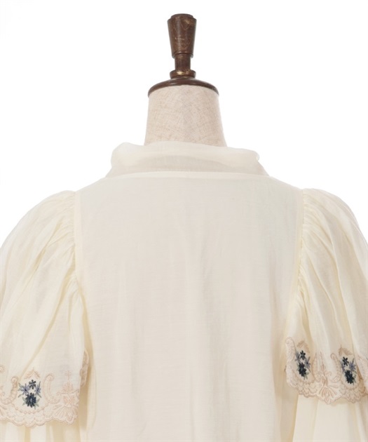 Gauze# ANTIQUE LACE FRILL BLOUSE アンティークレースフリル