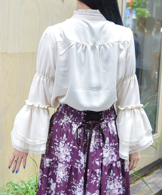 フロントフリル姫袖風ブラウス | outlet | axes femme online shop フロントフリル姫袖風ブラウス | outlet | axes femme online shop